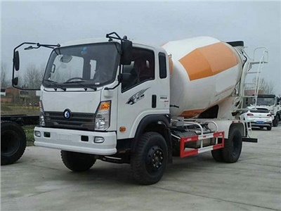 混凝土泵车